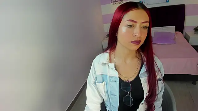 Scarlett  bell online show from February 2026 01:27:02 PM