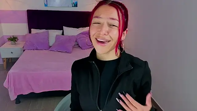 Scarlett  bell online show from April 2026 01:26:01 PM