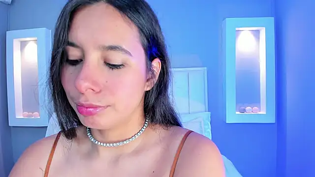 Snapshot of HannaPaola chatting on September 2025 10:35:01 PM HannaPaola online show from September 2025 10:35:01 PM