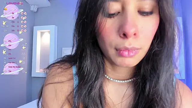 Snapshot of HannaPaola chatting on September 2025 10:35:02 PM HannaPaola online show from September 2025 10:35:02 PM