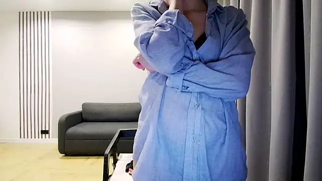 Daniella Lorente online show from January 2025 03:17:01 AM