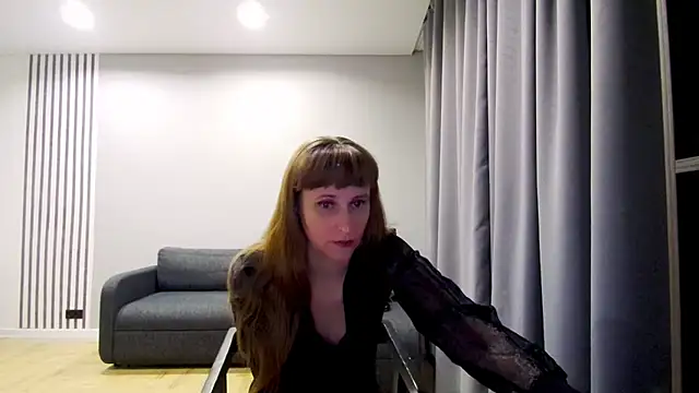 Daniella Lorente online show from February 2025 09:43:01 PM