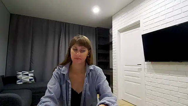 Daniella Lorente online show from July 2026 11:58:01 PM