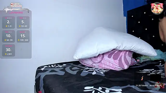 skinnycollins1 online show from October 2025 01:23:01 AM