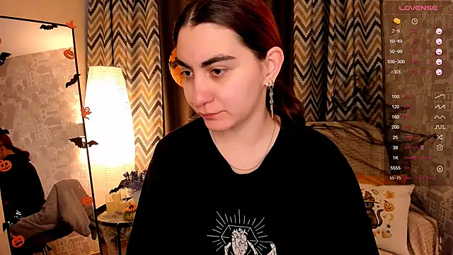 Snapshot of hannacheekss_ chatting on October 2025 03:54:02 AM hannacheekss online show from October 2025 03:54:02 AM