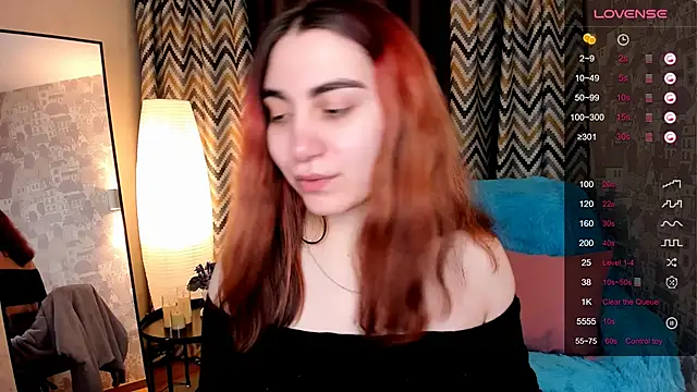 Snapshot of hannacheekss_ chatting on November 2025 02:10:02 AM hannacheekss online show from November 2025 02:10:02 AM