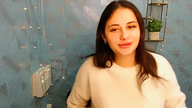 Snapshot of AliceSexyyy_ chatting on December 2024 11:05:01 PM AliceSexyyy online show from December 2024 11:05:01 PM