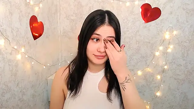 Snapshot of AliceSexyyy_ chatting on February 2025 06:28:01 AM AliceSexyyy online show from February 2025 06:28:01 AM