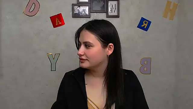 Snapshot of AliceSexyyy_ chatting on March 2025 03:27:01 PM AliceSexyyy online show from March 2025 03:27:01 PM