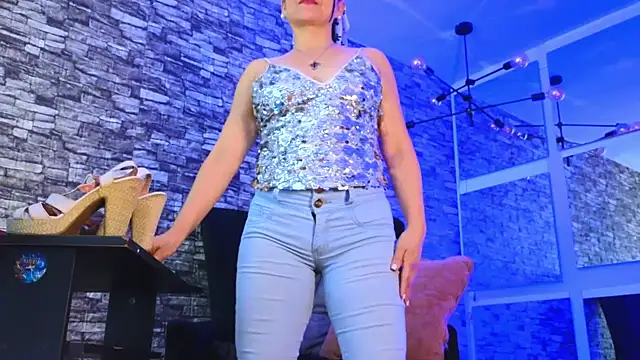 monicarousey online show from February 2025 04:43:02 PM