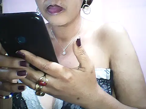 layanah12 online show from September 2025 06:18:02 PM