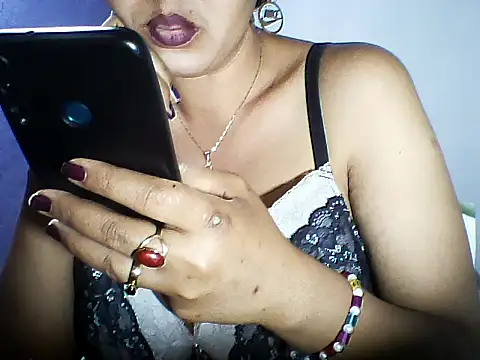 layanah12 online show from September 2025 03:06:01 PM