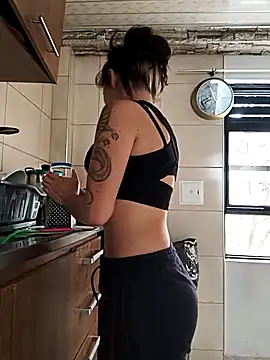 Tefannyy  online show from October 2025 04:25:02 PM