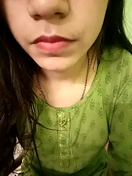 EACH 555 online show from December 2025 06:19:01 AM