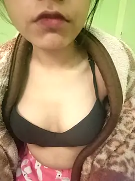 EACH 555 online show from January 2026 04:28:01 AM