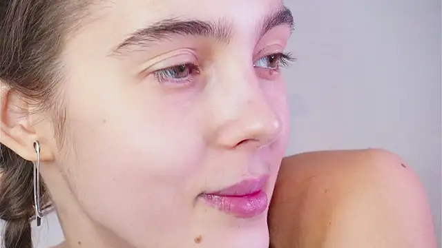 lylylovesyou online show from March 2025 06:03:01 AM