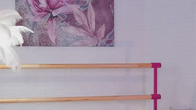 lylylovesyou online show from March 2025 08:43:01 AM