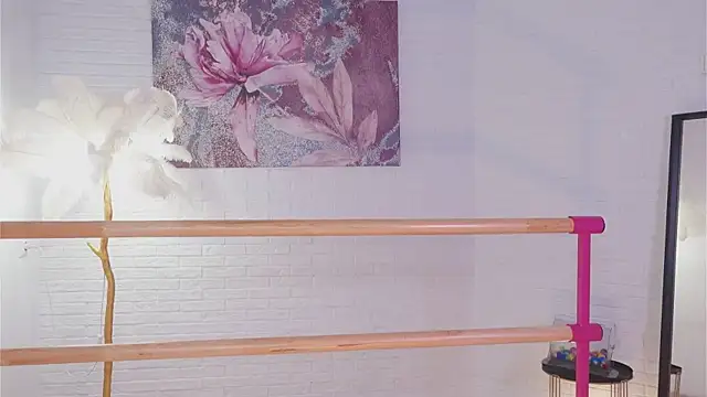 lylylovesyou online show from March 2025 08:58:02 AM