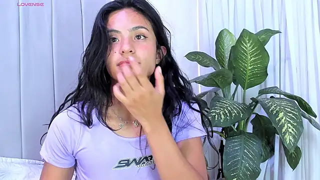 Mindy sweety online show from December 2024 07:30:02 PM