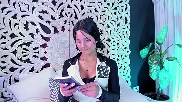 Mindy sweety online show from March 2026 01:11:02 PM