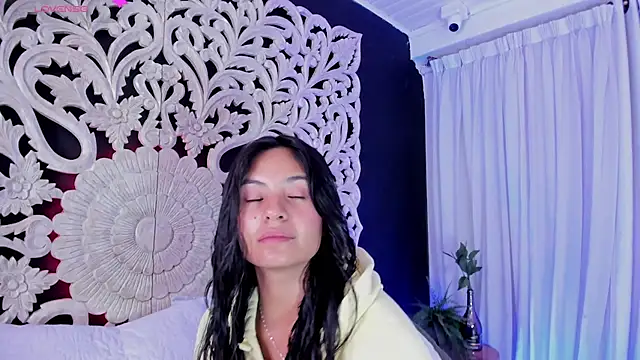 Mindy sweety online show from April 2026 12:33:01 PM