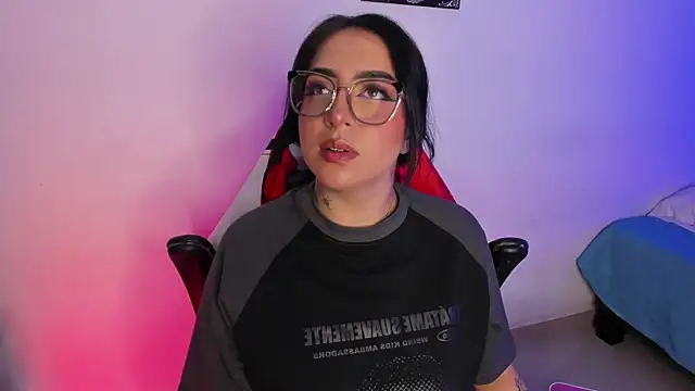 AnnikaMerliahh  online show from September 2025 04:24:01 AM