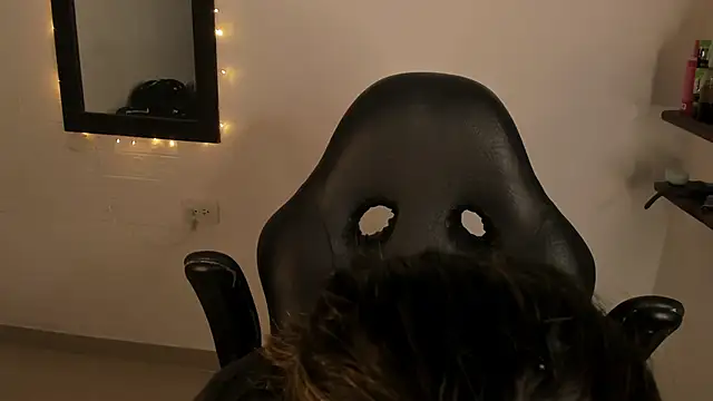 AnnikaMerliahh  online show from February 2026 12:38:02 PM