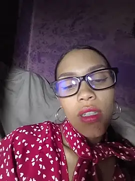 Snapshot of Cositarica_69 chatting on May 2026 05:15:02 AM Cositarica 69 online show from May 2026 05:15:02 AM