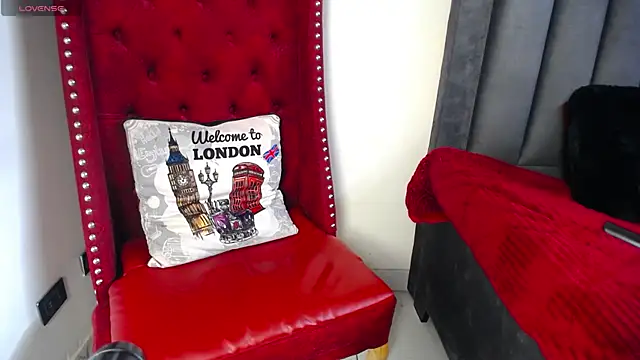 BiancaAntonelli online show from December 2025 01:05:01 PM