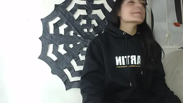 Snapshot of skinny_sweet2411 chatting on November 2025 05:09:02 AM skinny sweet2411 online show from November 2025 05:09:02 AM