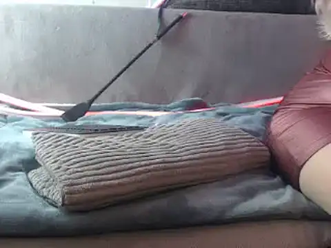 Snapshot of GoddessMonicaNylon chatting on March 2025 07:02:02 PM GoddessMonicaNylon online show from March 2025 07:02:02 PM