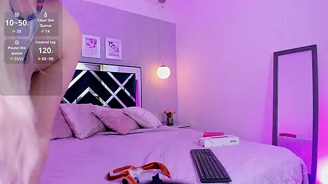 ibella7 online show from November 2025 07:34:02 PM