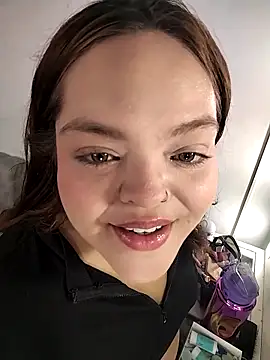 Dakota-Bruce online show from December 2025 03:05:01 PM