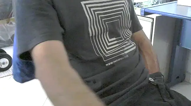 Snapshot of bbehemothh chatting on December 2024 06:48:01 PM bbehemothh online show from December 2024 06:48:01 PM