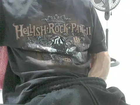 Snapshot of bbehemothh chatting on March 2025 11:43:02 PM bbehemothh online show from March 2025 11:43:02 PM