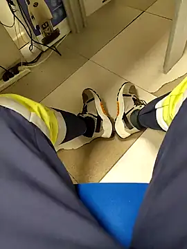 coppiapazza online show from December 2024 09:44:01 PM