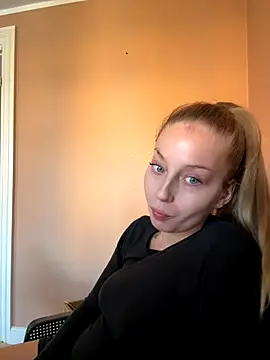 Hr Frk Olsen online show from September 2025 11:58:01 AM