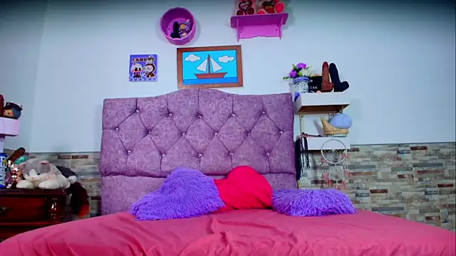 Melannytaylor online show from September 2025 07:41:02 PM