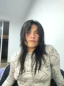 Snapshot of Elsa_sweet chatting on October 2025 02:43:02 AM Elsa sweet online show from October 2025 02:43:02 AM