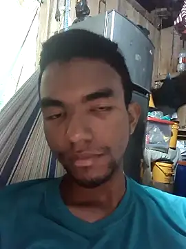 Reynold2608 online show from December 2025 03:04:01 AM