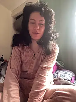 Snapshot of Nina-Chick777 chatting on June 2026 03:45:02 PM Nina-Chick777 online show from June 2026 03:45:02 PM
