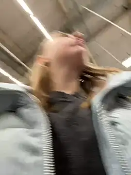 Sunny   Bunny online show from December 2024 06:16:01 PM