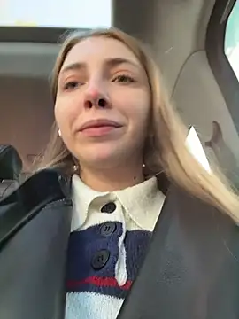 Sunny   Bunny online show from October 2025 08:22:01 AM