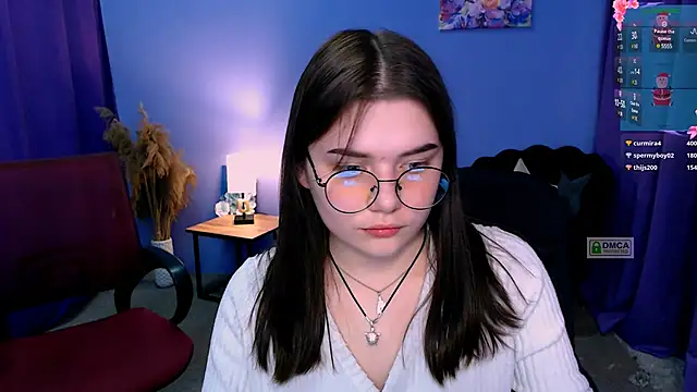 Snapshot of pure_radiance1 chatting on December 2024 01:00:02 PM pure radiance1 online show from December 2024 01:00:02 PM
