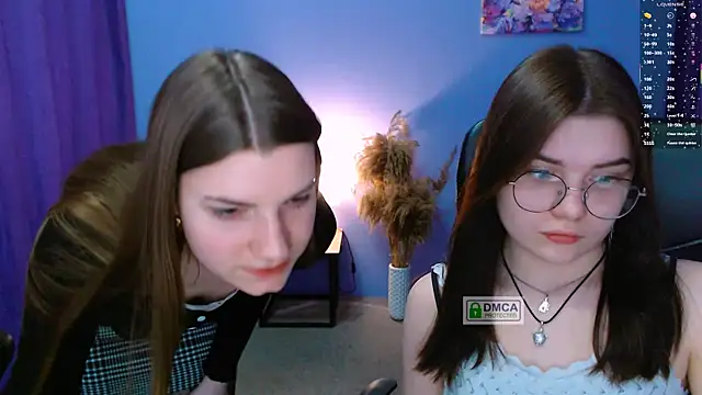 Snapshot of pure_radiance1 chatting on January 2025 10:00:02 AM pure radiance1 online show from January 2025 10:00:02 AM