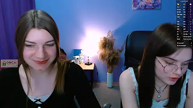 Snapshot of pure_radiance1 chatting on January 2025 01:03:01 PM pure radiance1 online show from January 2025 01:03:01 PM