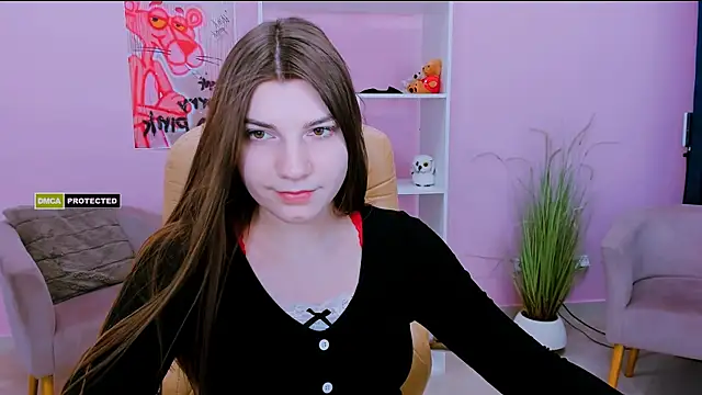 Snapshot of pure_radiance1 chatting on January 2025 01:08:02 PM pure radiance1 online show from January 2025 01:08:02 PM