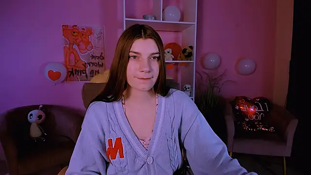 Snapshot of pure_radiance1 chatting on February 2025 09:31:01 AM pure radiance1 online show from February 2025 09:31:01 AM
