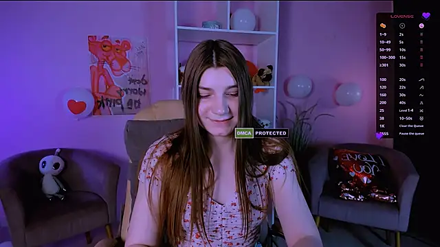 Snapshot of pure_radiance1 chatting on February 2025 12:34:02 PM pure radiance1 online show from February 2025 12:34:02 PM