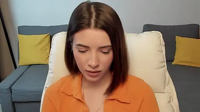 Anita Robby online show from October 2025 10:59:02 AM